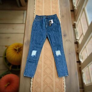 NWT BooHoo Hi Rise Jeans Size 10 Tall 31x 30 #106